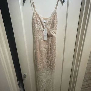 Wayf - tan and white lace dress - brand new with tags